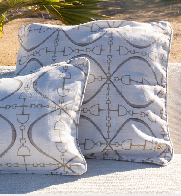 Bite Luxury Off-white Kudde 60x60