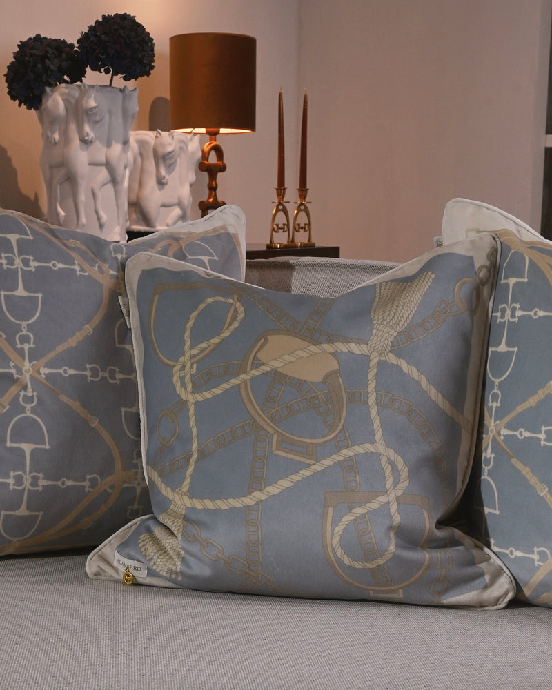 CHAIN Sammets kudde Light blue