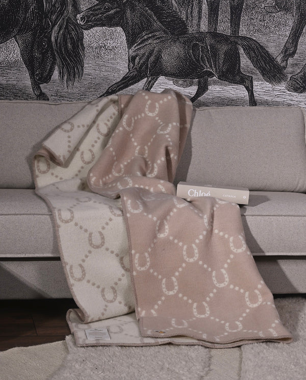 HORSE SHOE  PLÄD Powder Pink NZ WOOL