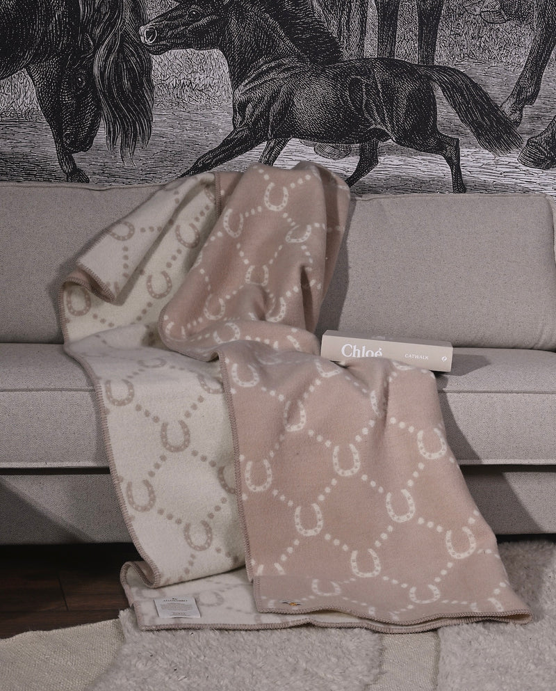 HORSE SHOE  PLÄD Powder Pink NZ WOOL