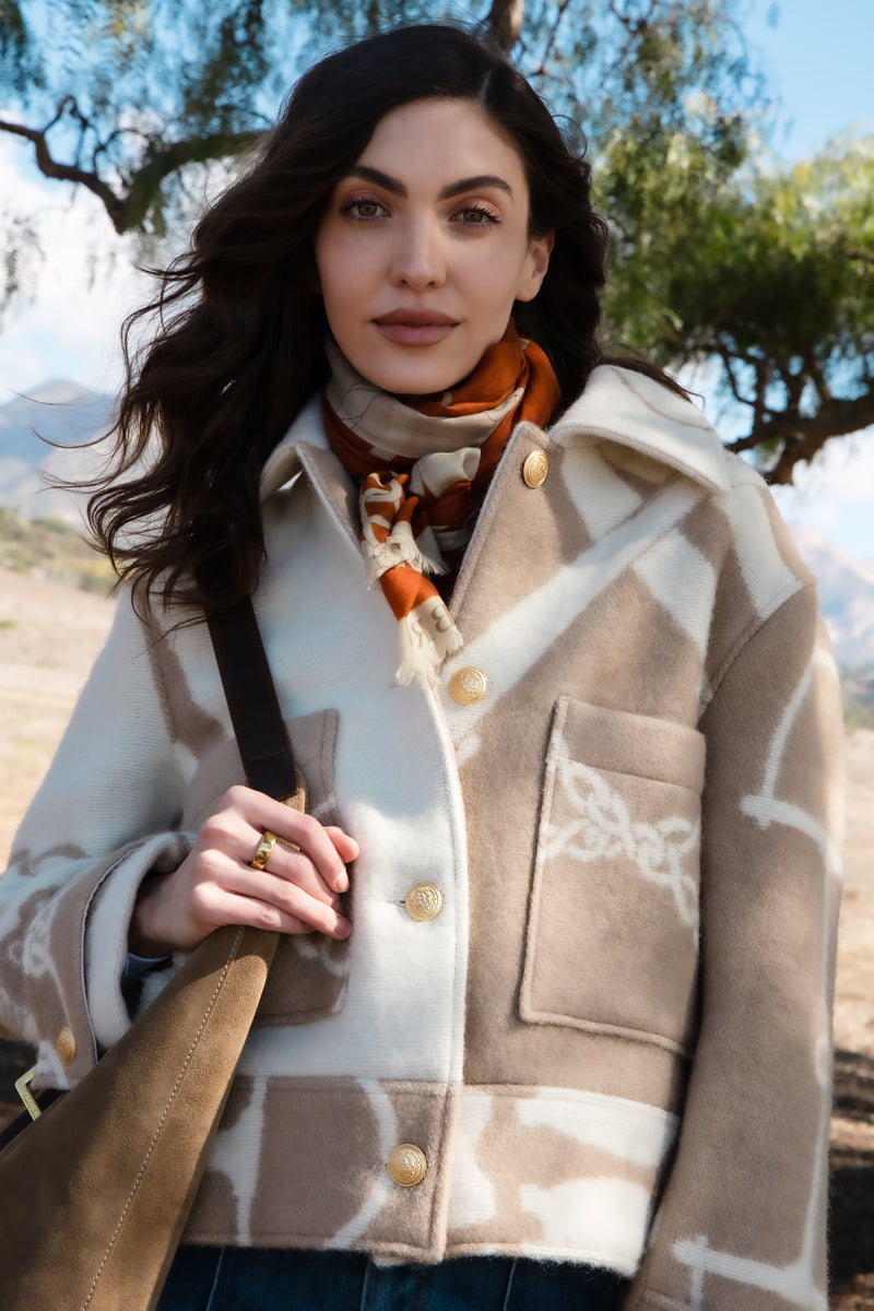 ADAMSBRO Classic Blanket Jacket – Nougat & Off-white