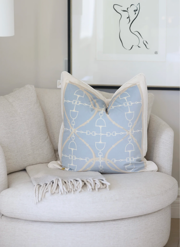 Bite Luxury Kudde Pale Blue