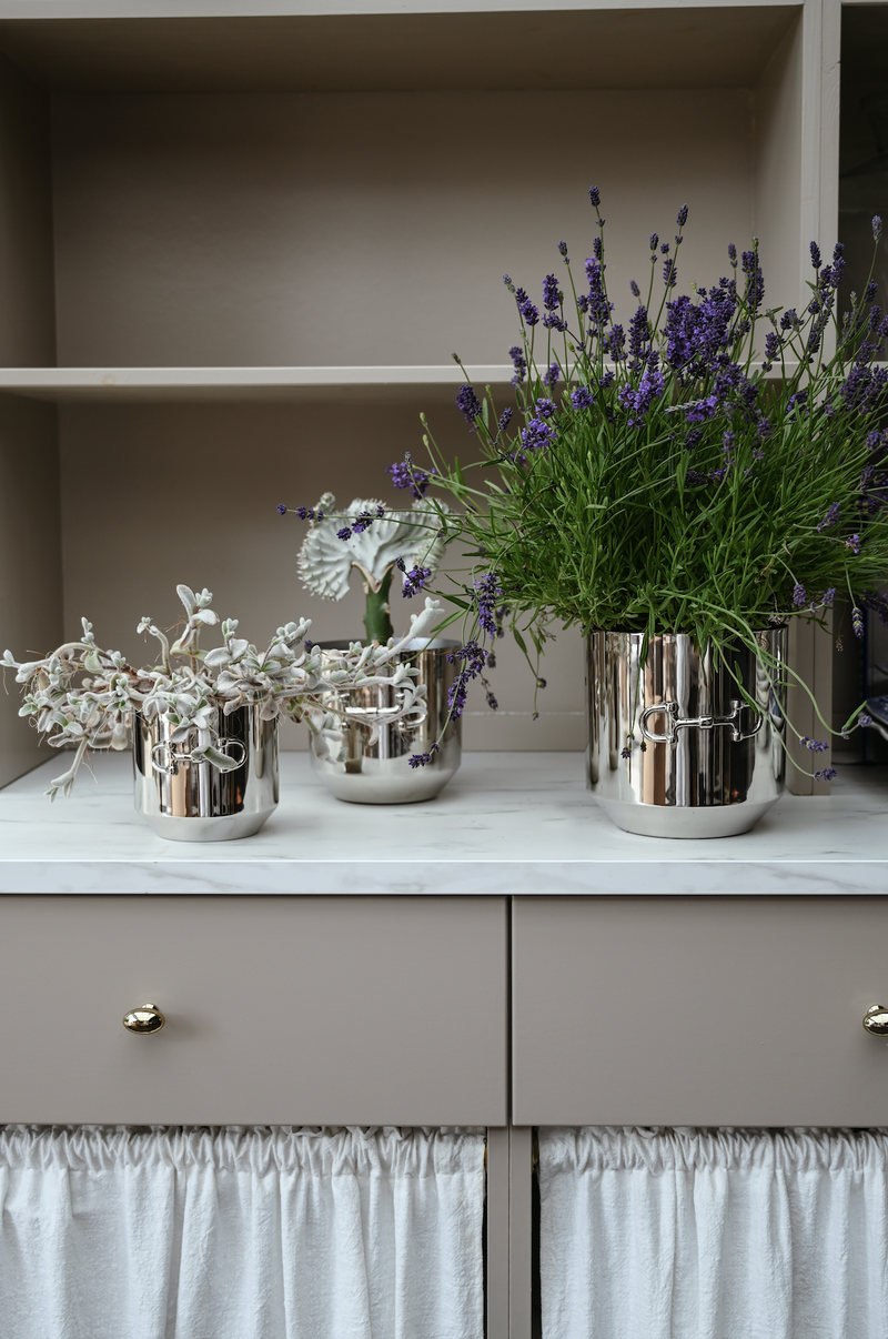 Bit set/ 3 set av skålar I silver metal