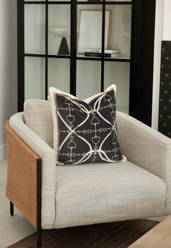 Bite Luxury Kudde Svart & Off-white