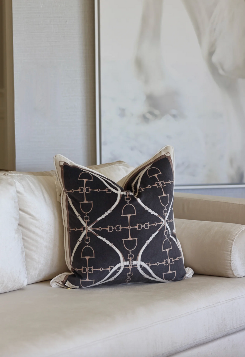 Bite Luxury Kudde Svart & Off-white