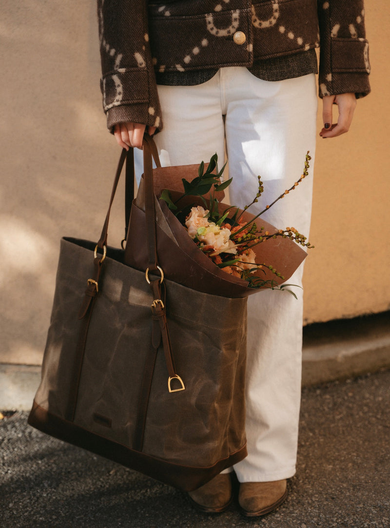 ADAMSBRO ”Equestrian Shopper”