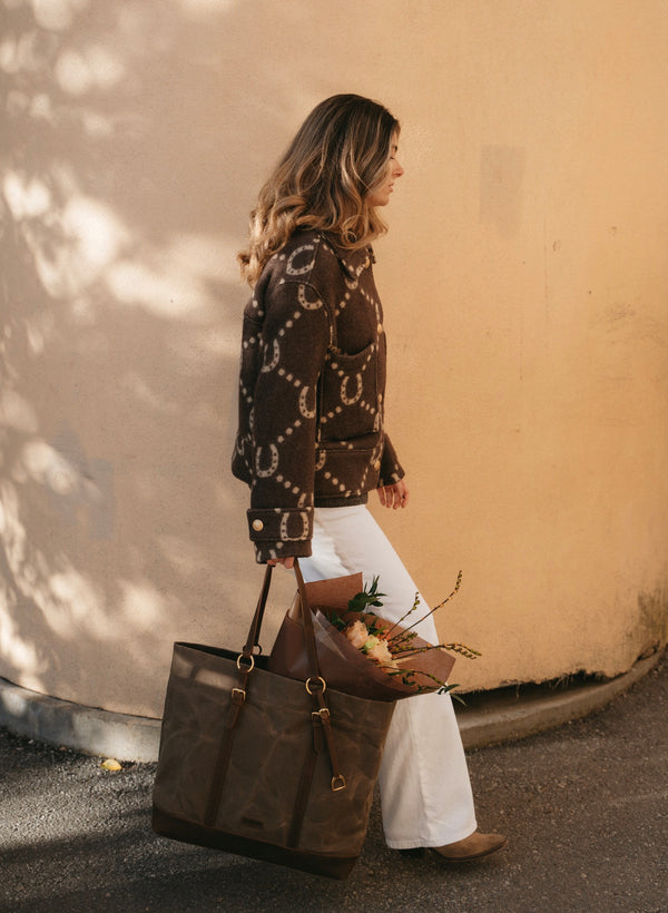 ADAMSBRO ”Equestrian Shopper”