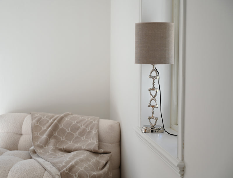 Snaffle Bit Lamp Silver med natur skärm