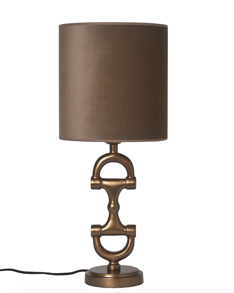 Lampa BIT Antique  Brass med mud skärm inkluderad.